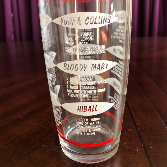 MidCentury Glass Cocktail Shaker w/Vintage Recipes - Picture 5 of 7